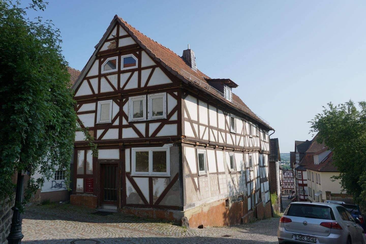***Mehrfamilienhaus direkt in der Kernstadt Homberg zu verkaufen***, 34576 Homberg (Efze)