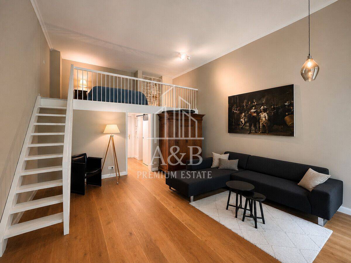 Unikat im Palais Weilbach: Voll möbliertes Galerie-Design-Apartment im Barockschloss!, 65439 Flörsheim am Main