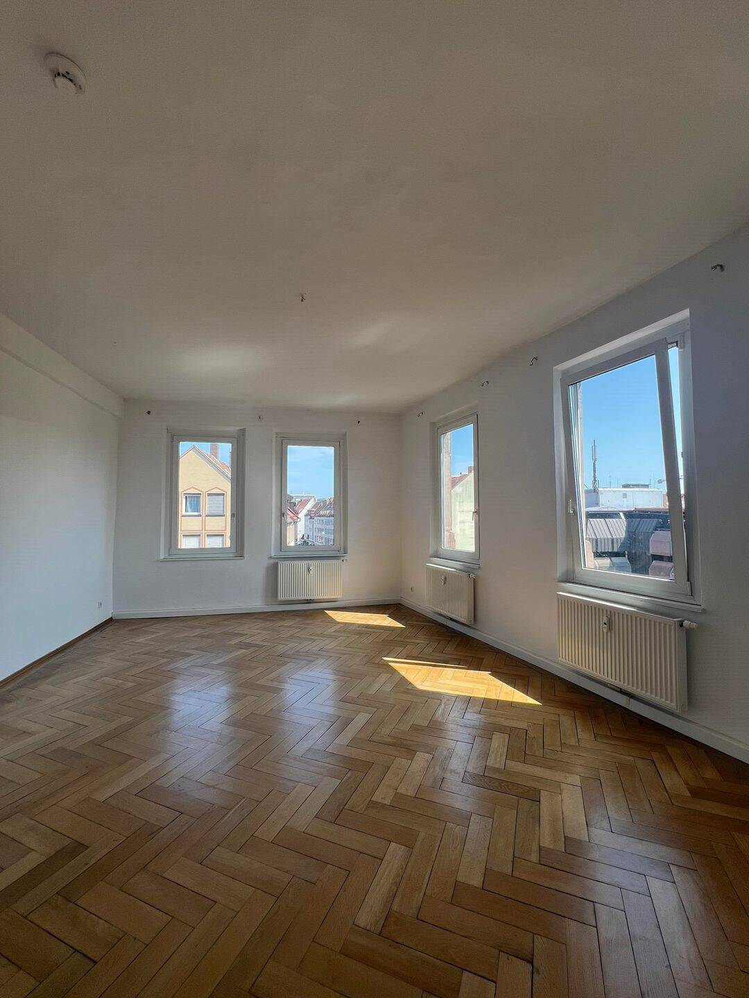 3-Zimmer Wohnung mit Altbaucharme am Jakobsplatz, 90402 Nürnberg (Gleißbühl Lorenz Tafelhof Tullnau Wöhrd)