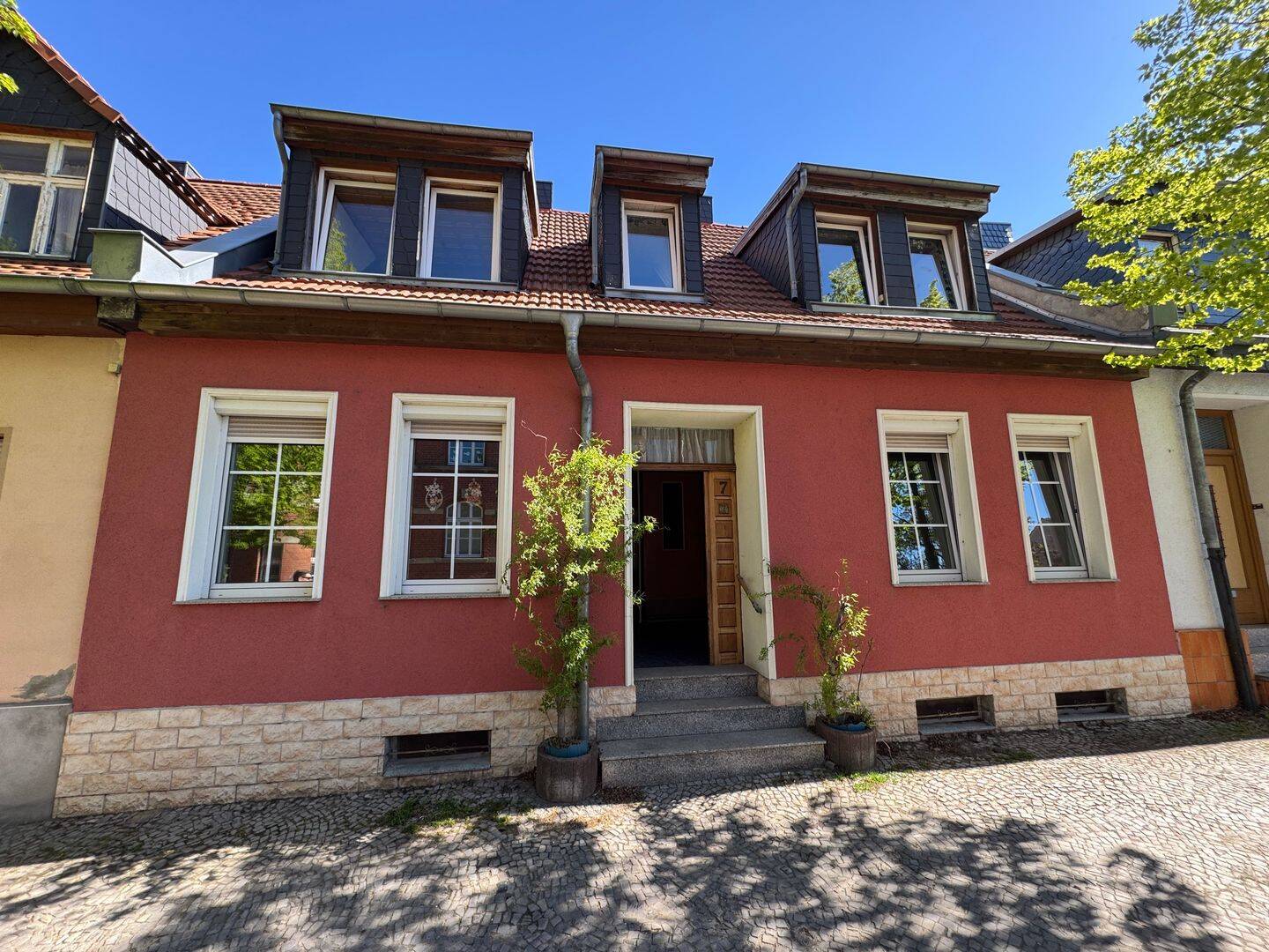 Einfam. Reihenhaus in guter Lage, 6406 Bernburg (Saale)