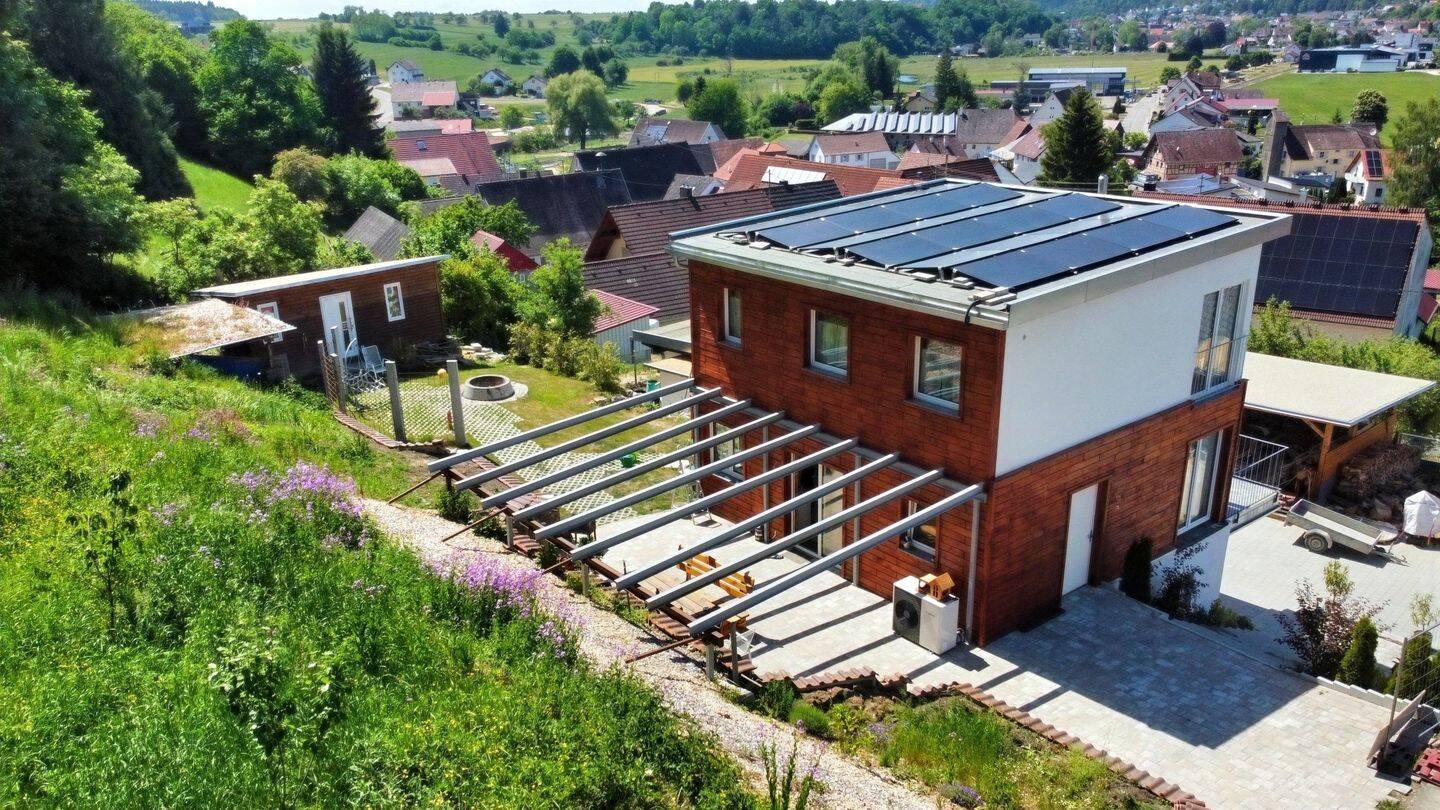 Ein Zuhause mit Aussicht – zwischen Naturidylle und Stadtnähe, 72511 Bingen