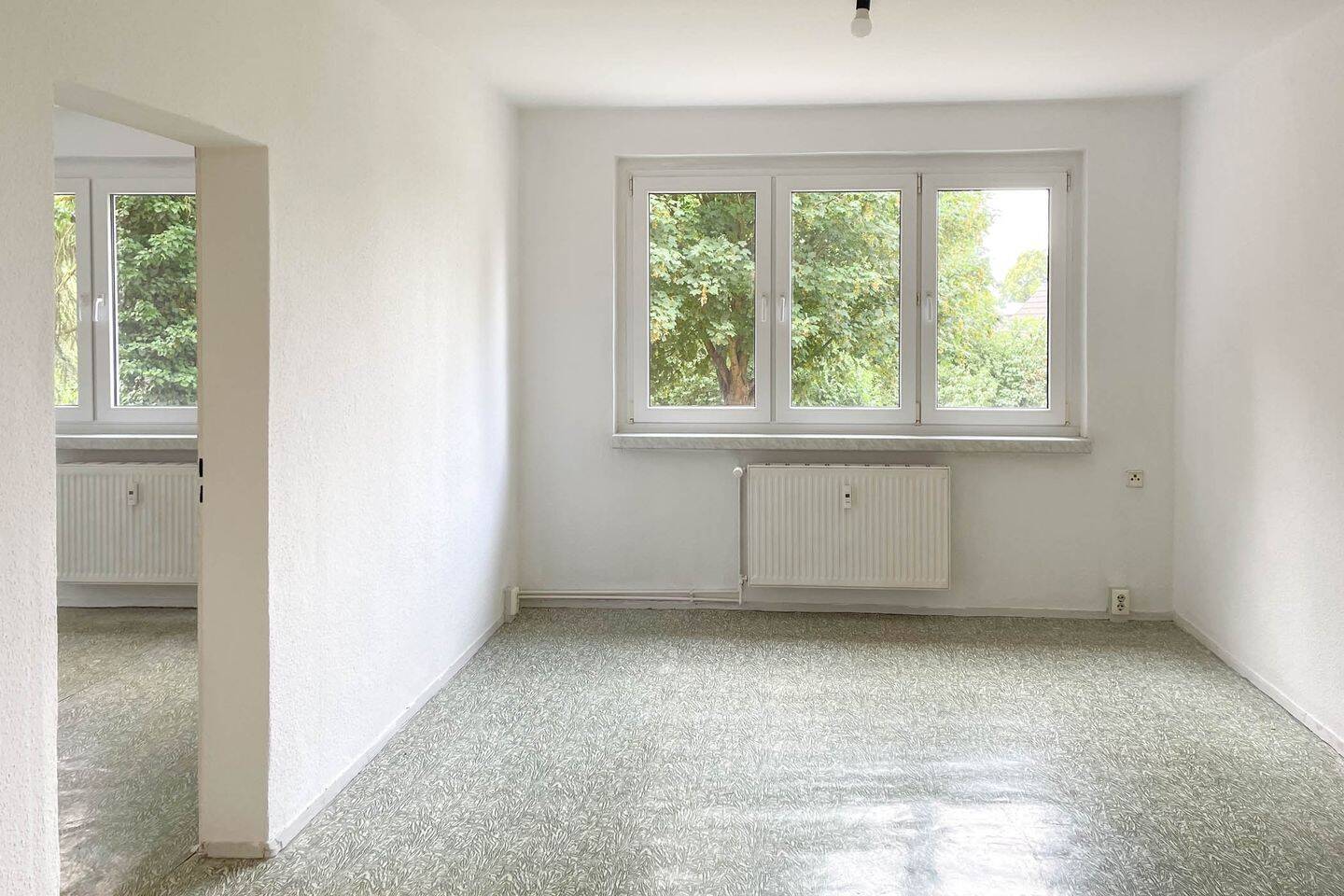 Ruhig wohnen im Grünen – Helle 2-Zimmer-Wohnung mit Tageslichtbad, 16244 Schorfheide
