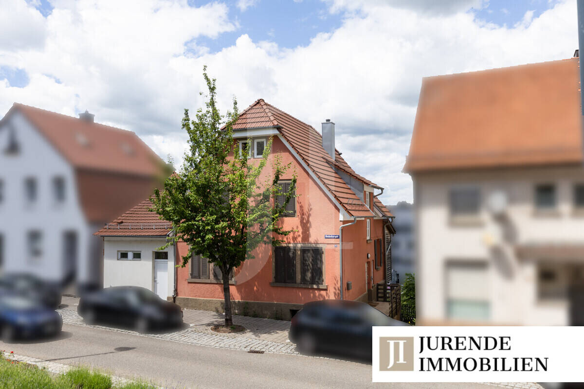 Zentral gelegenes Einfamilienhaus in Mühlacker, 75417 Mühlacker