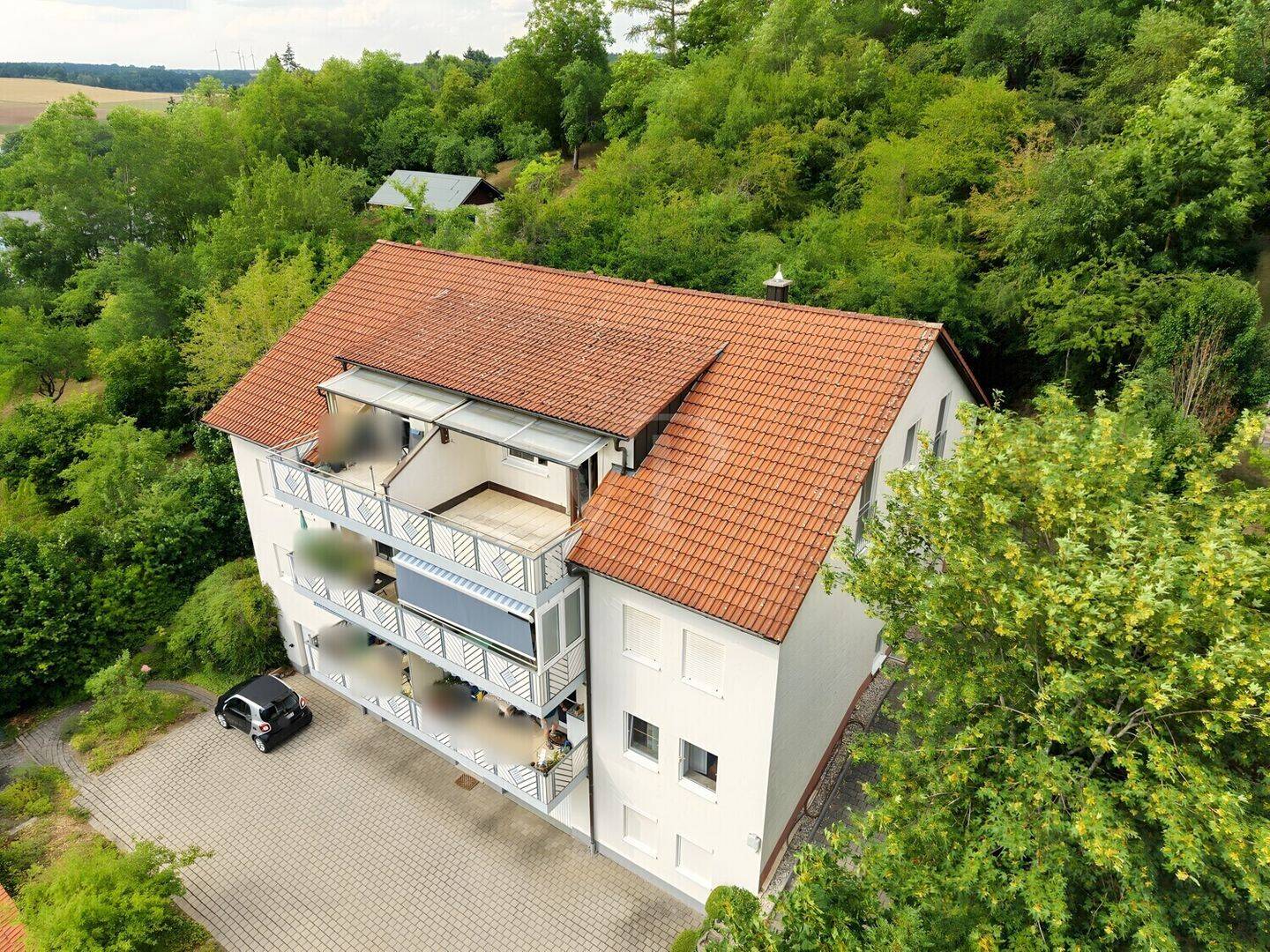Gepflegte 3-Zimmer-Dachgeschosswohnung mit Loggia und Fernblick – AN-Hennenbach, 91522 Ansbach