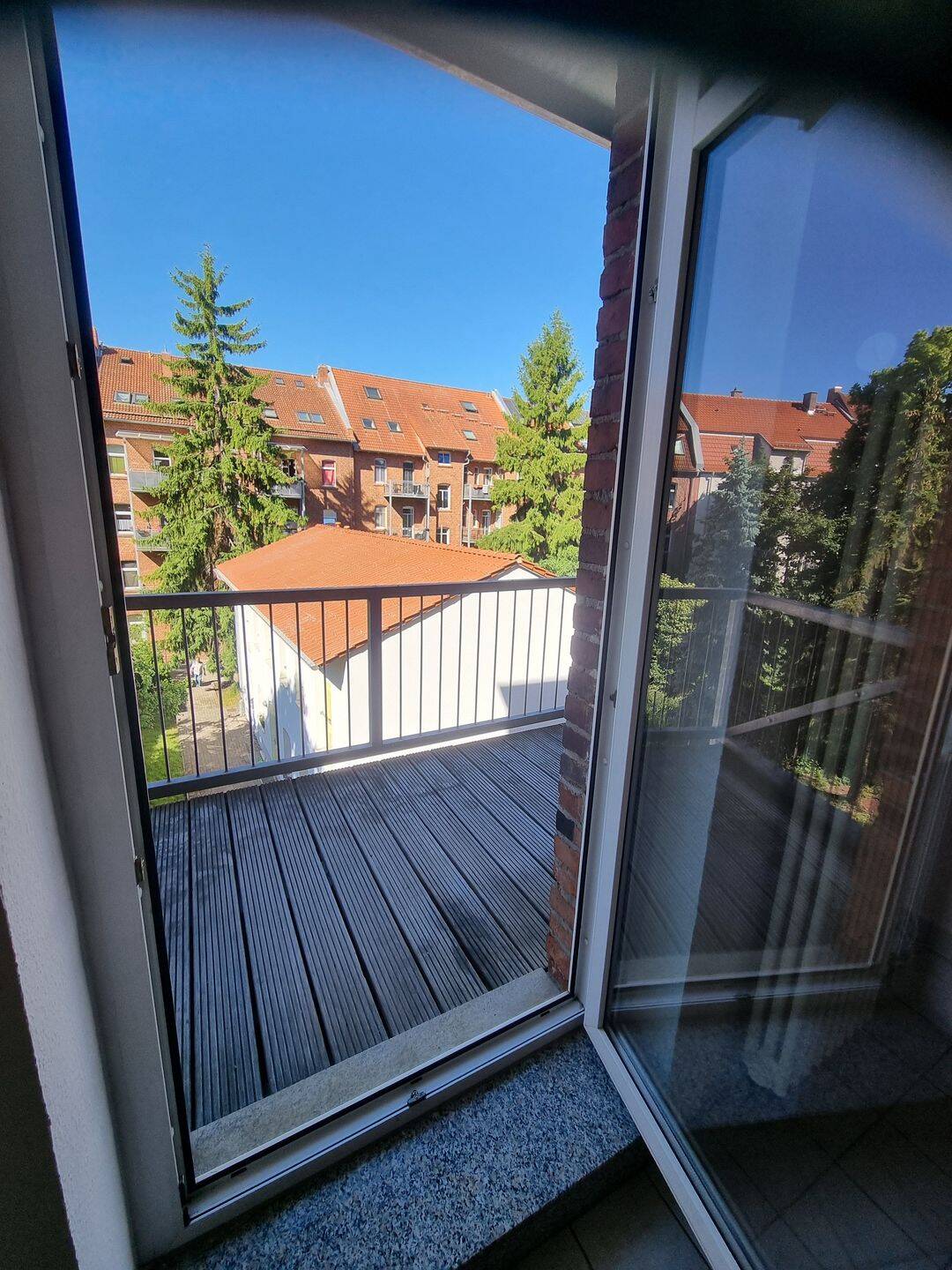 Schöne Wohnung mit Balkon – ideal für 1-2 Personen, 99089 Erfurt (Altstadt Andreasvorstadt Berliner Platz Ilversgehofen Rieth)