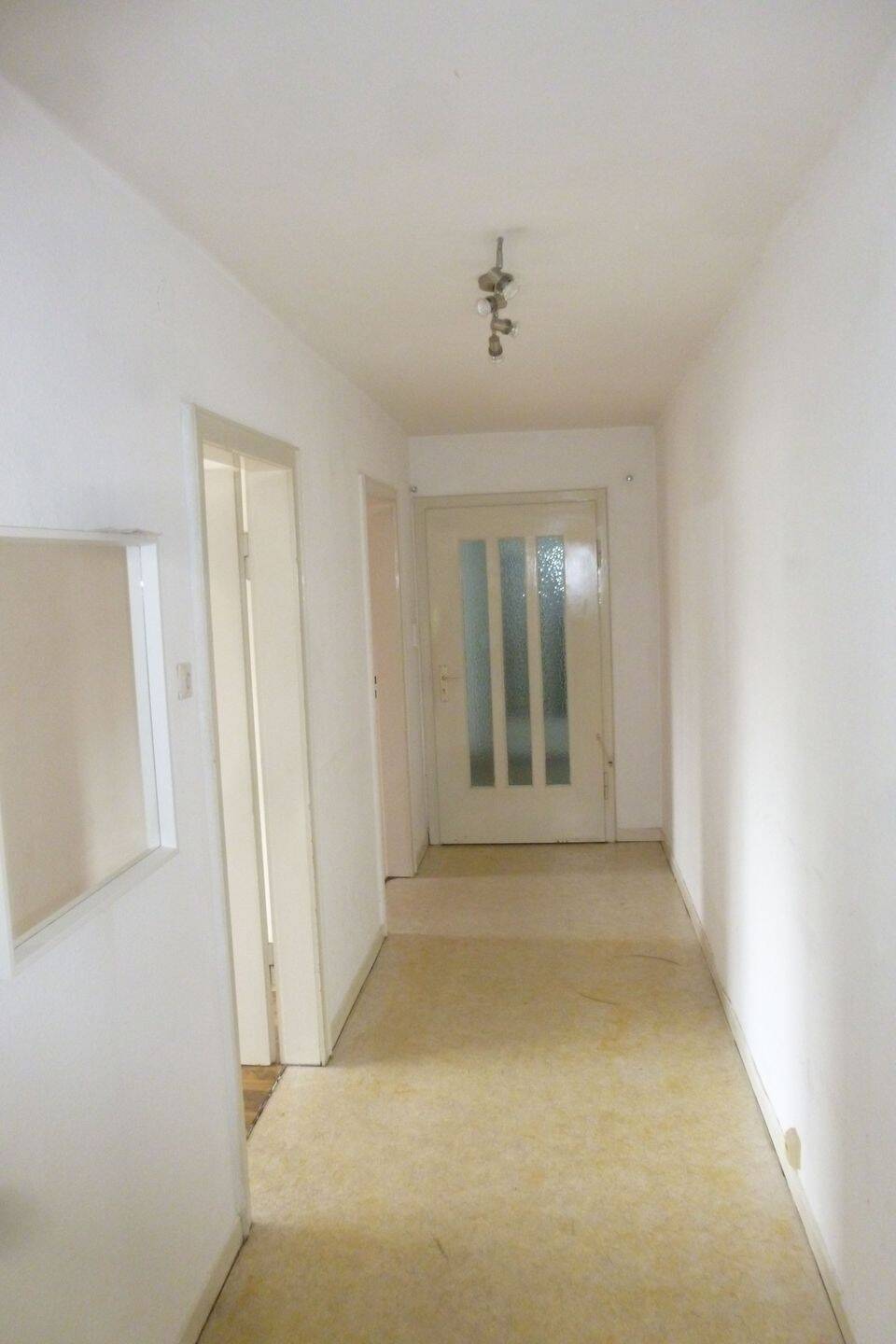 3 ZKB / mit Balkon / Garage möglich / WG tauglich, 34125 Kassel