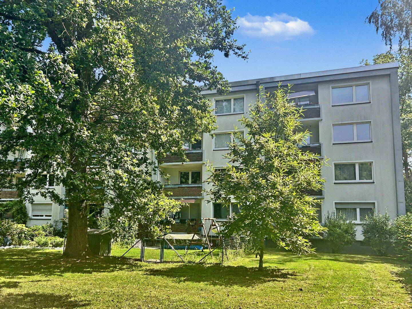 Gepflegte 3-Zimmer-Wohnung mit Balkon im beliebten Duisburger Wedau, 47279 Duisburg
