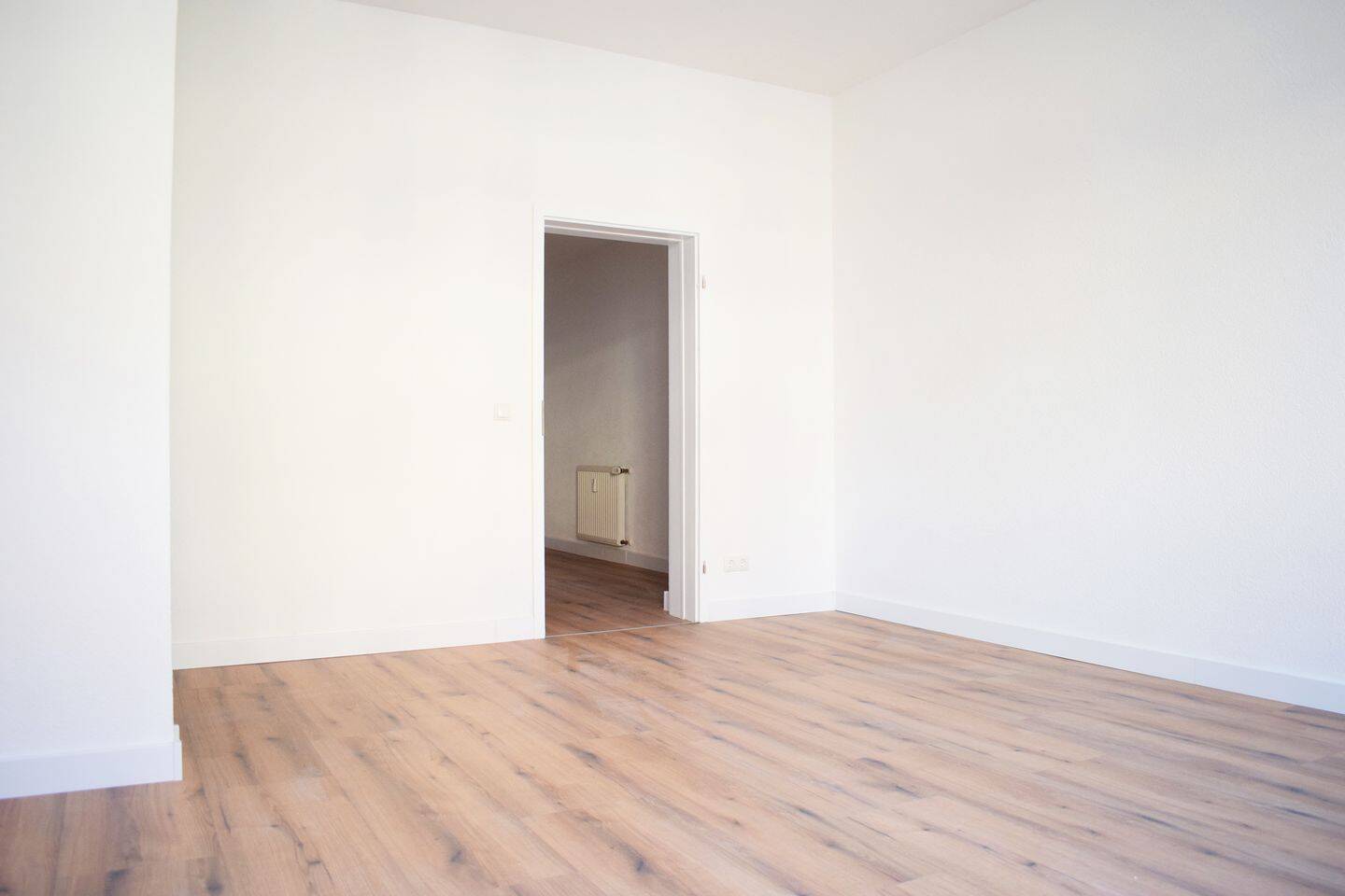 3.. 2.. 1.. Alles Neu und bald Deins!, 6406 Bernburg (Saale)
