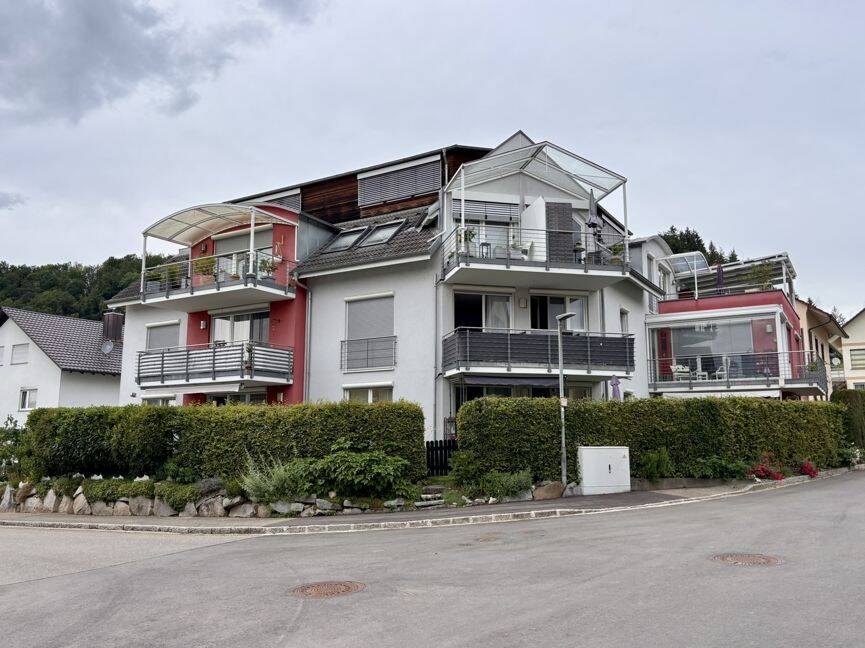 Moderne 2-Zimmer-Wohnung | Einbauküche, Tiefgarage, Keller & Balkon, 79739 Schwörstadt