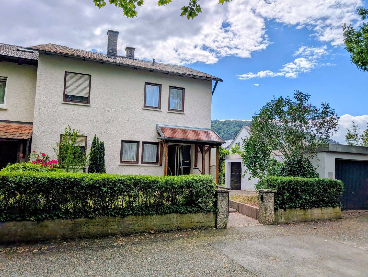 DHH in super Lage sucht neue Familie, 63897 Miltenberg