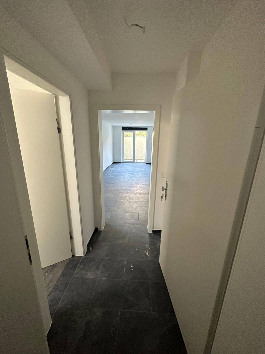 Moderne 2-Zimmer-Wohnung mit Terrasse in Göttingen, 37083 Göttingen