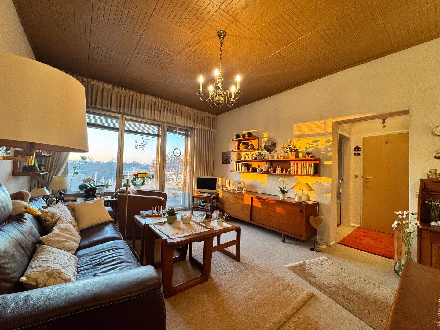 *Einzug ab sofort* Möblierte 2- Zimmer Wohnung mit tollem Ausblick, 13407 Berlin (Reinickendorf)
