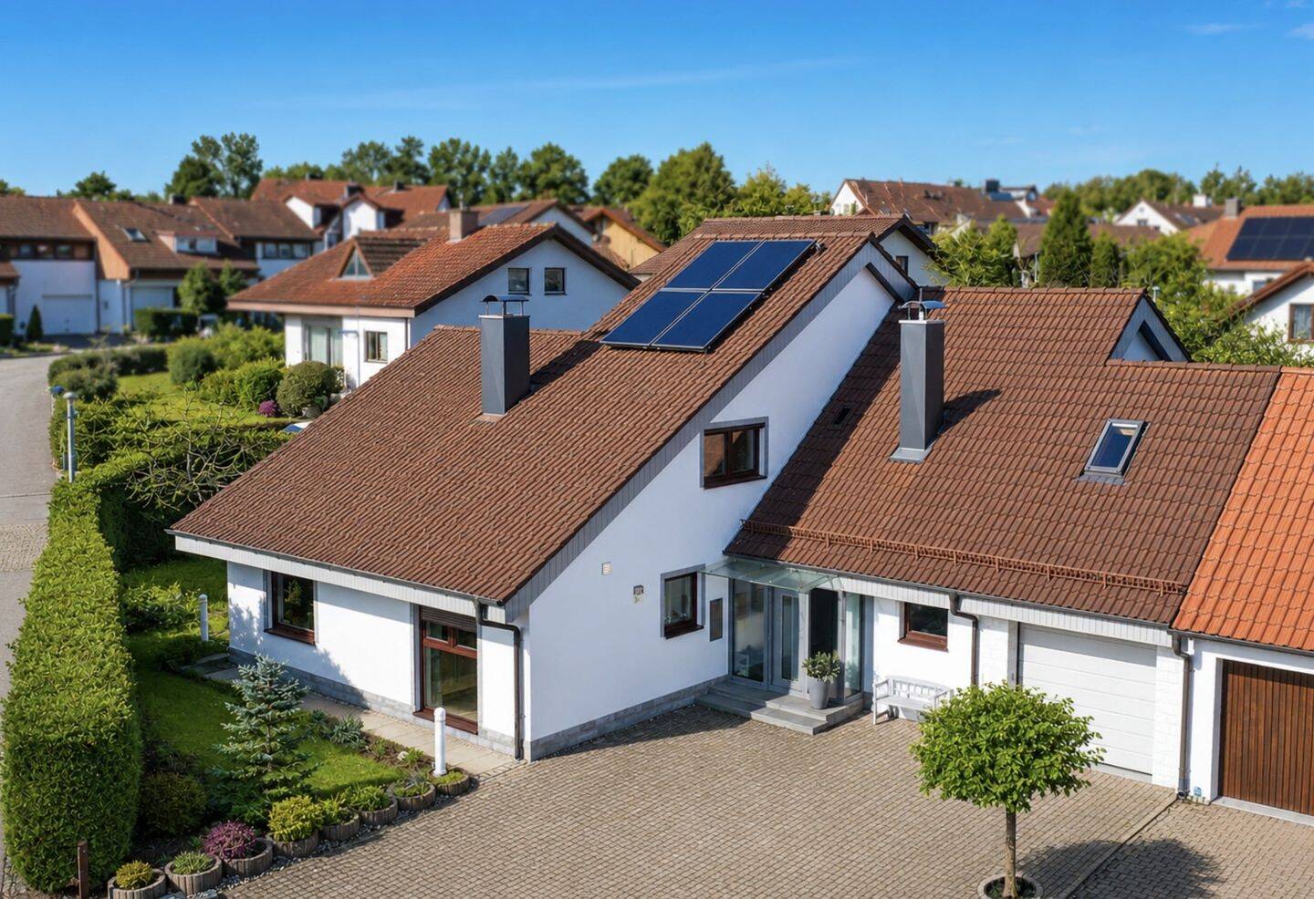 Energetisch saniertes EFH mit viel Platz, 72379 Hechingen