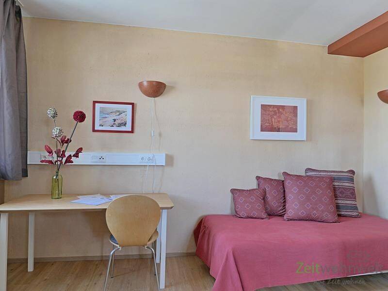 (EF0853_M) Erfurt: Krämpfervorstadt, neu möbliertes Mini-Apartment, Schreibtisch und WLAN inklusive, 99085 Erfurt (Daberstedt Hohenwinden Ilversgehofen Johannesvorstadt Krämpfervorstadt)