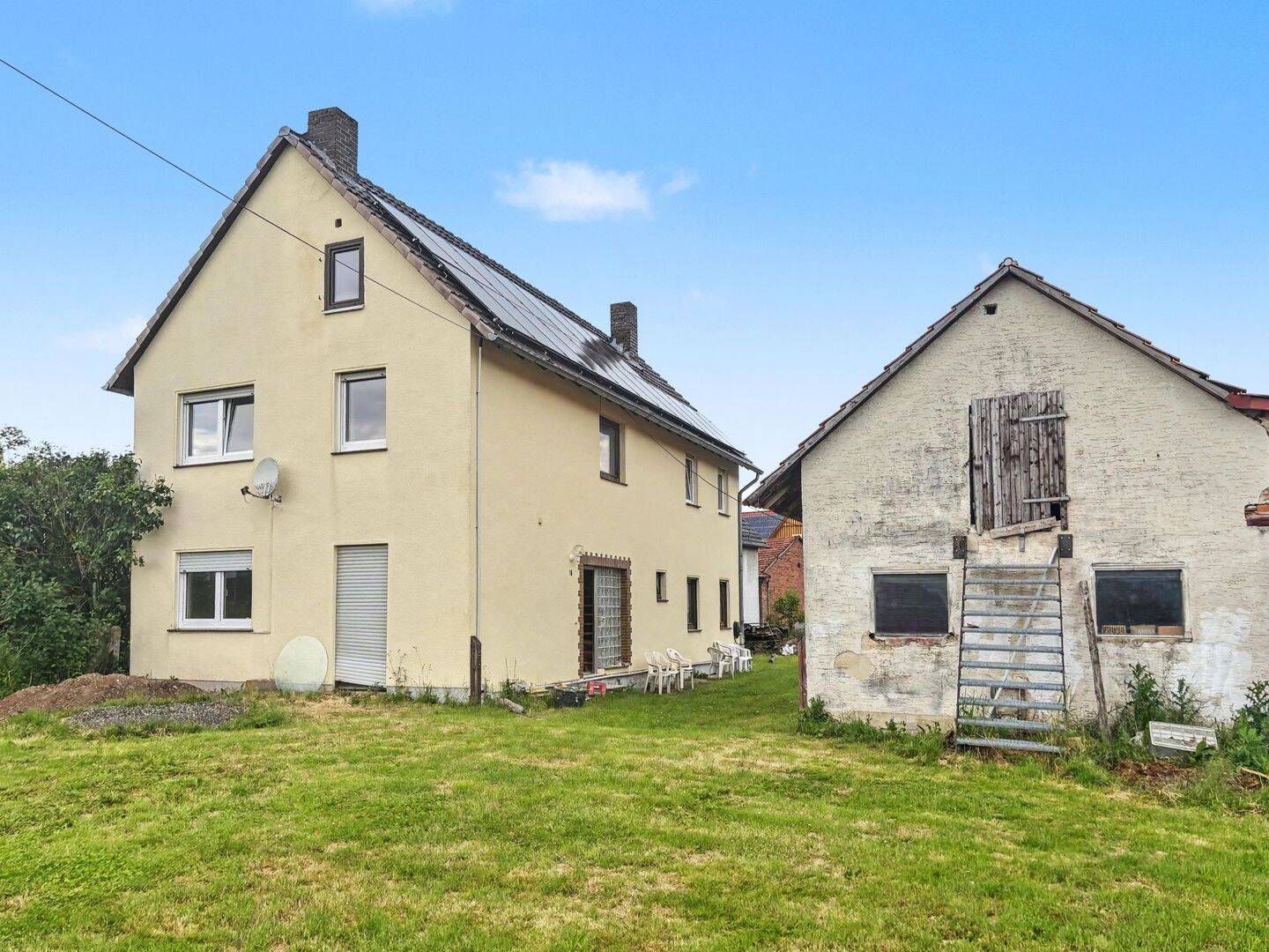 Charmante Einfamilienhaus mit Wirtschaftsgebäude bzw. Scheune in Trendelburg, 34388 Trendelburg