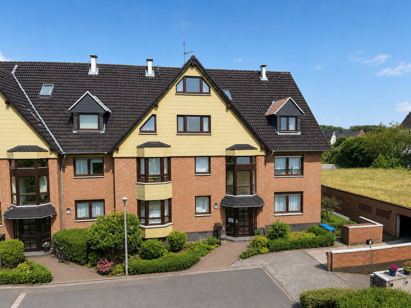 Gepflegte Maisonettewohnung mit TG-Stellplatz in erstklassiger Lage, 45894 Gelsenkirchen (Buer)
