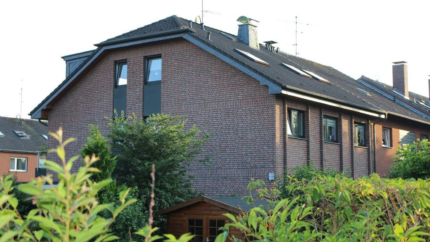 Etagenwohnung in kleiner Wohneinheit mit Klimaanlage, 46537 Dinslaken