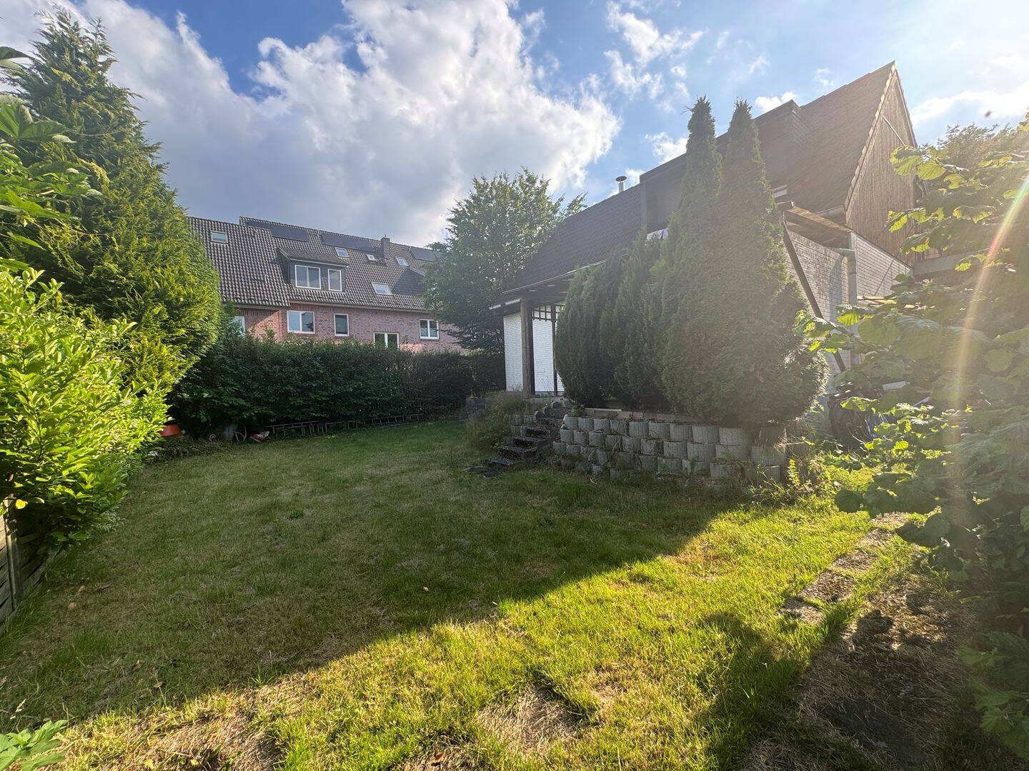 Ankommen und wohlfühlen: Erdgeschosswohnung mit Garten und Carport zur Miete!, 22159 Hamburg (Wandsbek Bramfeld Farmsen-Berne Sasel Tonndorf)