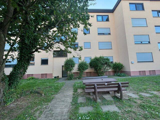Raumwunder mit Ausblick Nähe Hochschule HN-Sontheim, 74081 Heilbronn (Horkheim Klingenberg Sontheim)