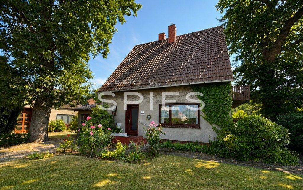 Ein Zuhause zum Gestalten – Solides Einfamilienhaus auf großem Grundstück, 28777 Bremen (Blumenthal Farge Lüssum-Bockhorn Rekum Rönnebeck)