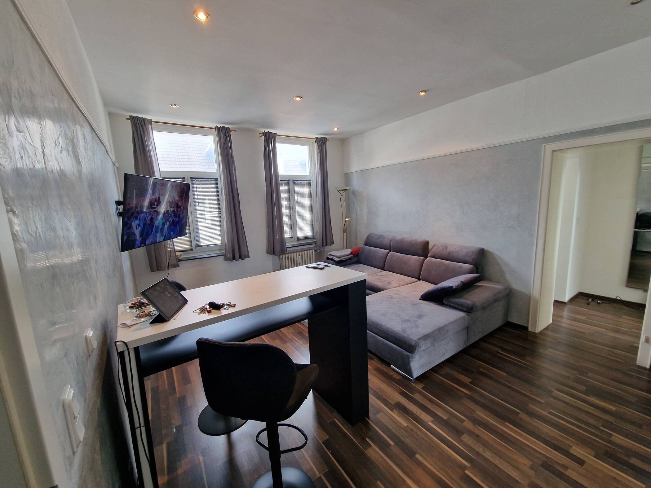 Zentral in Velbert-Tönisheide – nette kleine Wohnung voll möbliert, 42553 Velbert