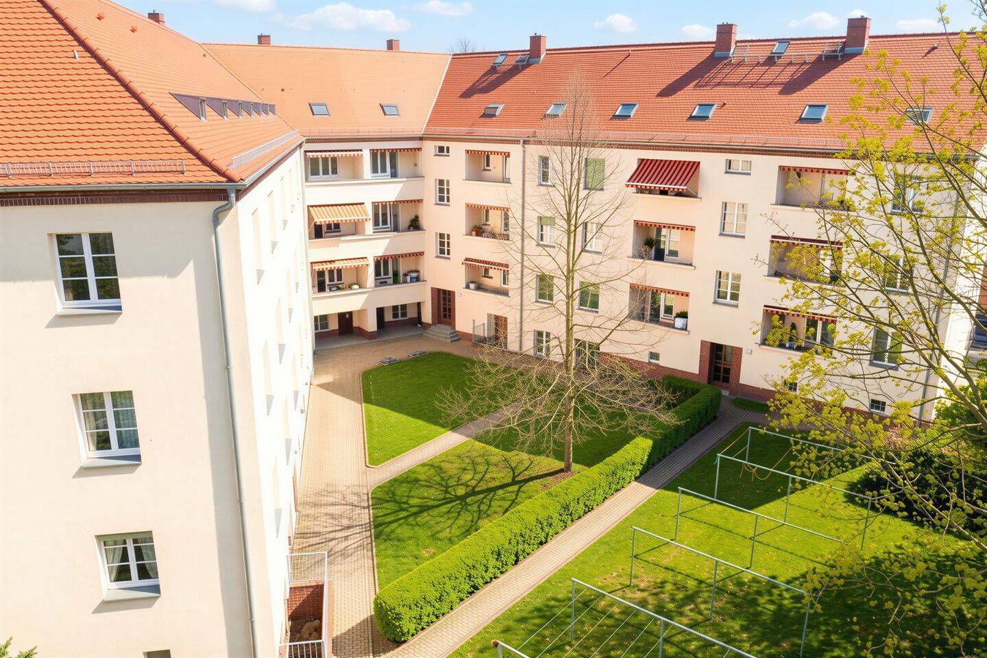 *3-Raum-Wohnung mit Balkon ins Grüne*, 4347 Leipzig (Heiterblick Schönefeld Schönefeld-Abtnaundorf Schönefeld-Ost Thekla)