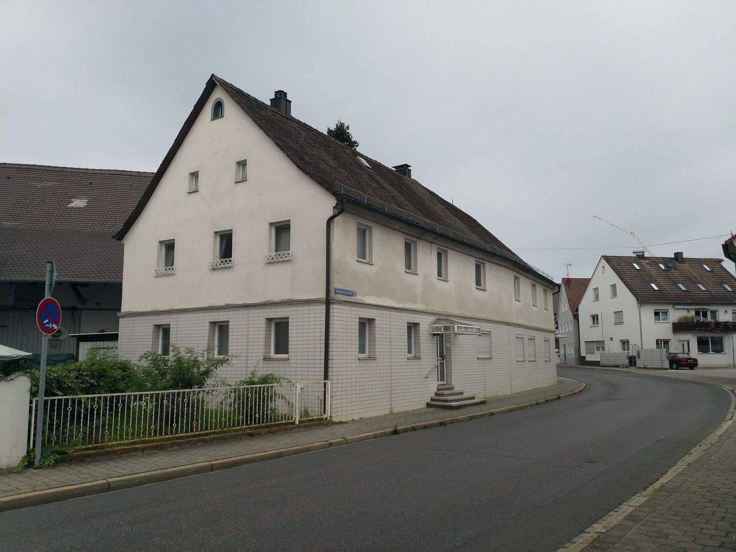 Sanierungsprojekt mit Denkmalschutz im Zentrum von Neunkirchen am Brand mit drei Wohnungen, 91077 Neunkirchen a. Brand