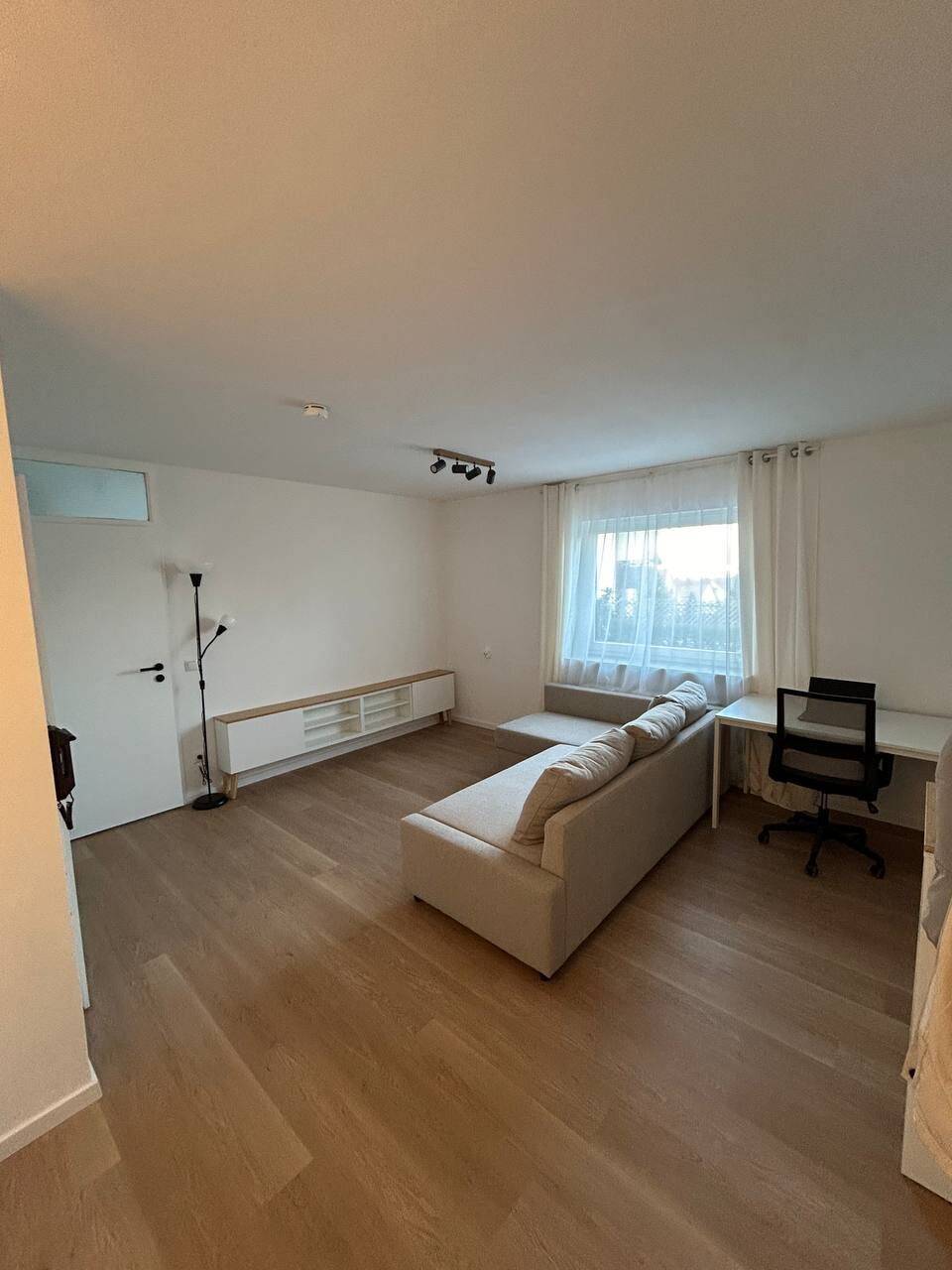 Nachmieter gesucht: Möblierte 2-Zimmer-Wohnung, 70565 Stuttgart (Dürrlewang Fasanenhof Möhringen Rohr Vaihingen)