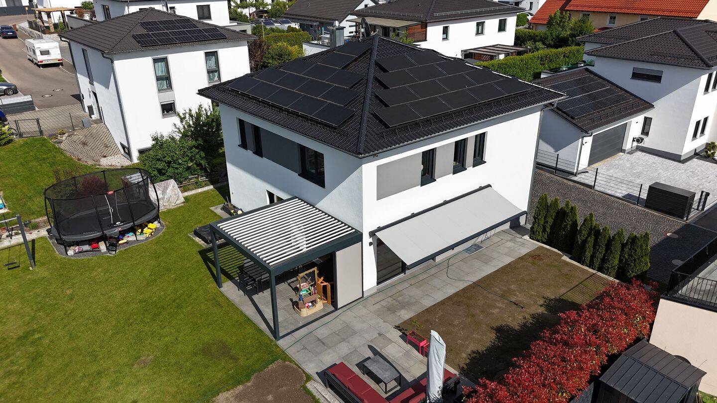 Exklusives Einfamilienhaus mit zahlreichen Highlights in ruhiger Umgebung, 86381 Krumbach (Schwaben)