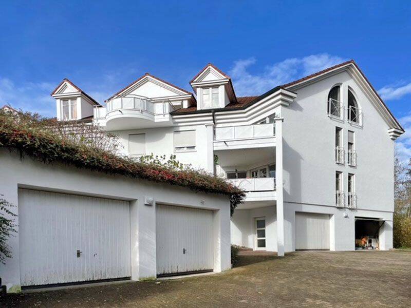 Sehr gehobene 3,5-Zimmer-Wohnung mit Garage, 78647 Trossingen