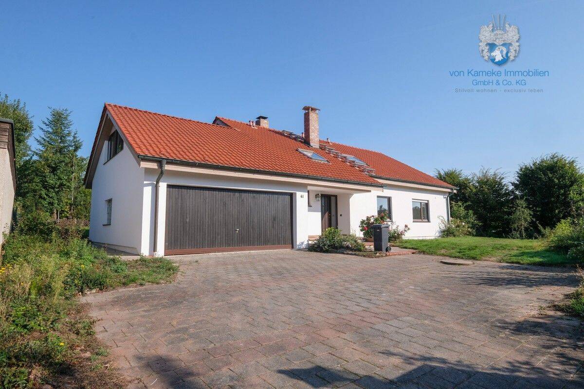 Gepflegtes Galerie-EFH mit großen Garten, EBK, Hobbyraum sowie Doppelgarage in herrlicher Lage, 91341 Röttenbach