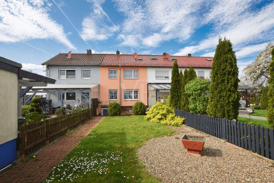 Haus statt Wohnung – Gemütliches Reihenhaus mit Garten und drei Garagen, 38368 Querenhorst