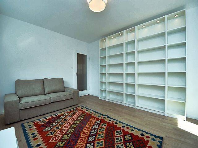 Neu-Renovierte-Helle 2-Zimmer-Wohnung in optimaler Lage – Stöckach, 70190 Stuttgart (Mitte Ost)