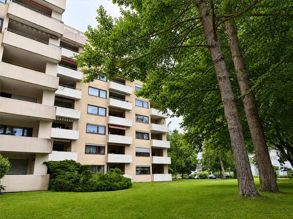 Bezugsfreie 3-Zimmer-Wohnung mit Balkon in Biberach, 88400 Biberach an der Riß