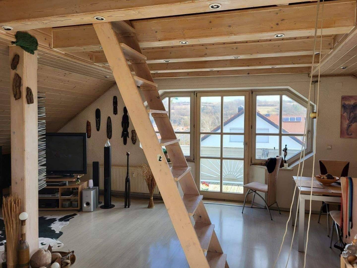 Schaffen Sie sich Ihr Wohneigentum! ETW in Sinzing mit herrlichem Weitblick, 93161 Sinzing