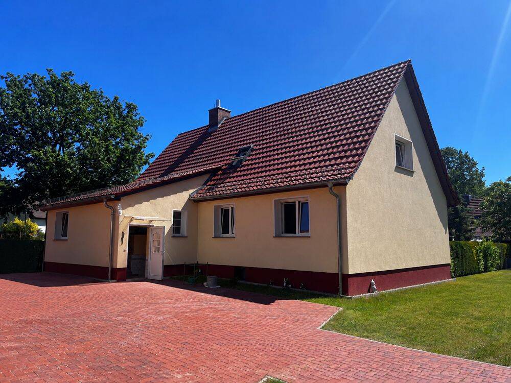 Einfamilienhaus in Neuzelle: Ortsrand, Garten, Scheune, 15898 Neuzelle