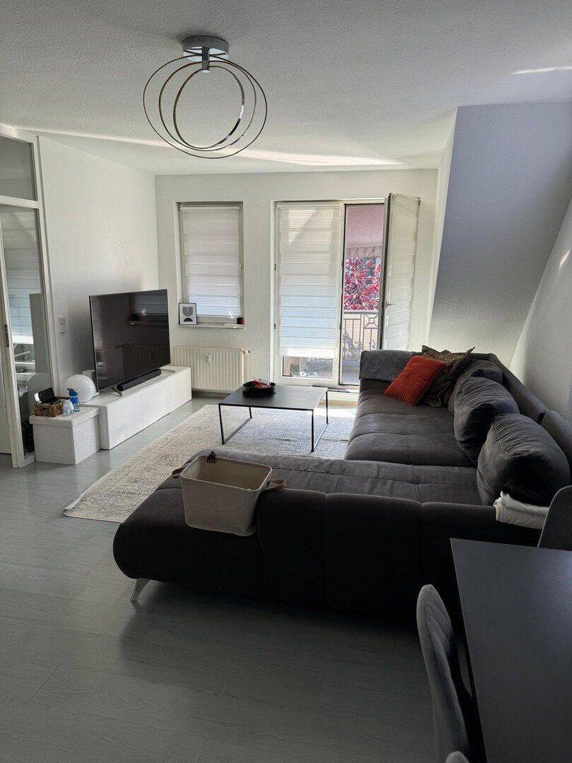 Moderne 3,5-Zimmer-Wohnung in begehrter Wohnlage von Niederkassel, 53859 Niederkassel