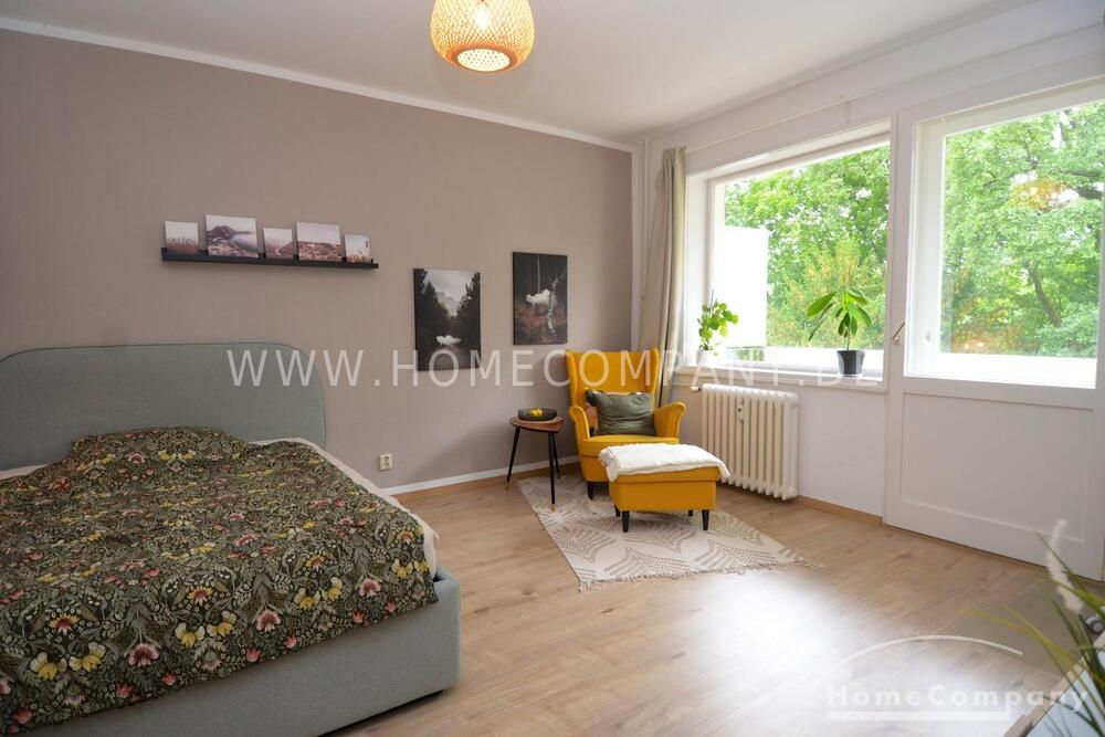 Möblierte 1-Zimmer-Wohnung mit Balkon in Berlin-Moabit, 10557 Berlin (Mitte Hansaviertel Moabit Tiergarten)