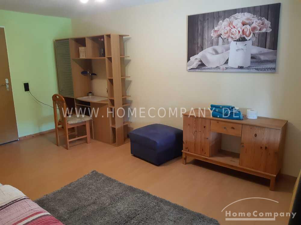 Möbliertes Zimmer in Braunschweig - 1. OG, Küche und Bad zur Mitbenutzung, 38108 Braunschweig