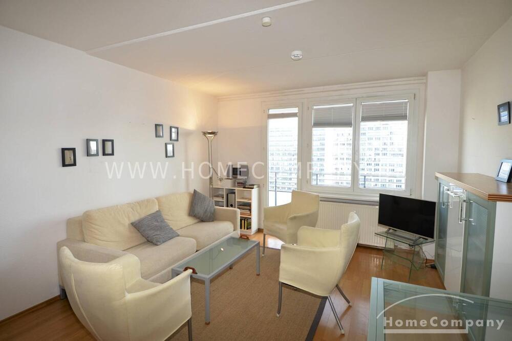 Zentrale 2-Zimmer-Wohnung in Berlin-Mitte mit Parkett und Möbliert, 10117 Berlin (Mitte)