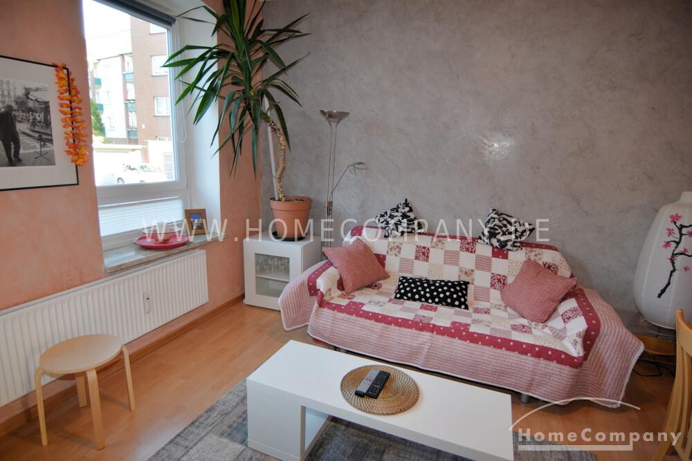 Zentrale 2-Zi-Wohnung, renoviert möbliert, 24118 Kiel (Ravensberg)