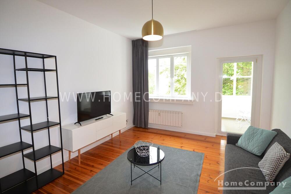 Helle 2-Zimmer-Wohnung, möbliert grün umgeben, 13351 Berlin (Mitte)