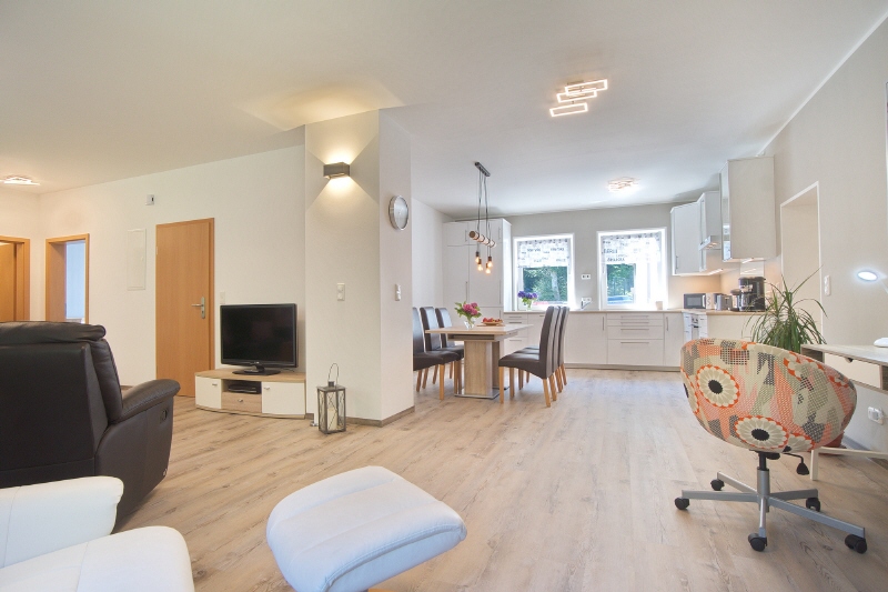 Exklusiv und grün umgeben Traumwohnung im Erdgeschoss, 44879 Bochum (Dahlhausen Linden)