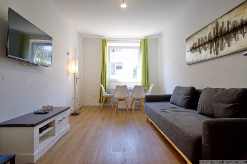 Top Lage 2-Zimmer-Wohnung Nähe Hbf., 40227 Düsseldorf (Eller Oberbilk)
