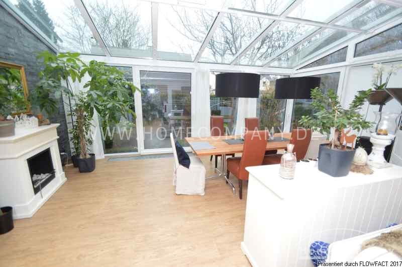 charmantes Haus mit Garten in Bremen-Oberneuland, 28355 Bremen (Oberneuland)