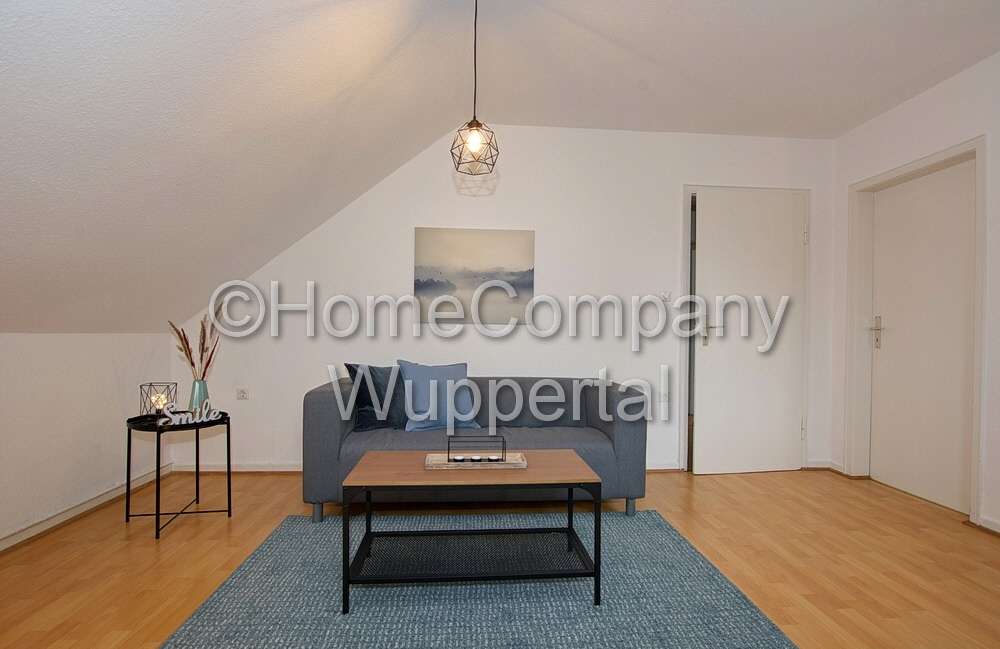 Moderne Dachgeschosswohnung im Waldviertel, 42859 Remscheid (Innen Süd)