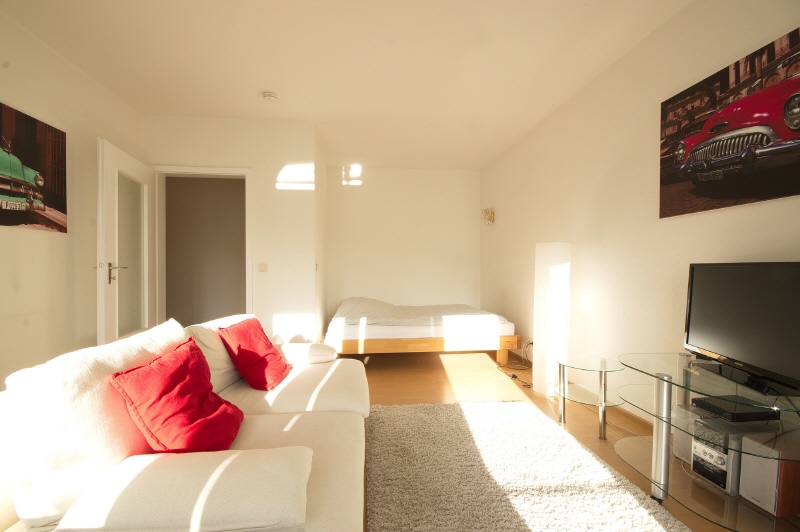 Modernes 1-Raum-Apartment nahe Ruhrallee, 45136 Essen (Bergerhausen Huttrop Rüttenscheid)