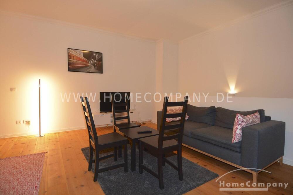 Zwei-Zimmerwohnung in Friedrichshain mit Balkon und offener Küche, 10249 Berlin (Friedrichshain-Kreuzberg Friedrichshain Prenzlauer Berg)