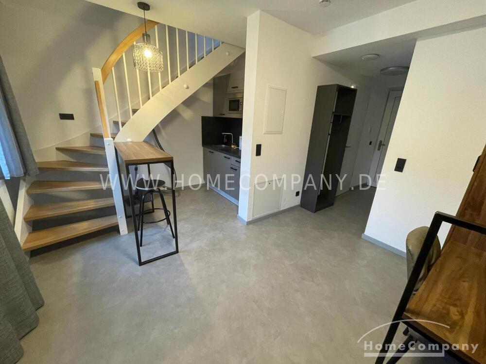 Frankfurt Schwanheim Charmante Maisonette-Wohnung, 60529 Frankfurt am Main (Schwanheim)