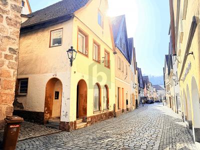 Kulmbach Mehrfamilienhaus für Studentenwohnungen, 95326 Kulmbach